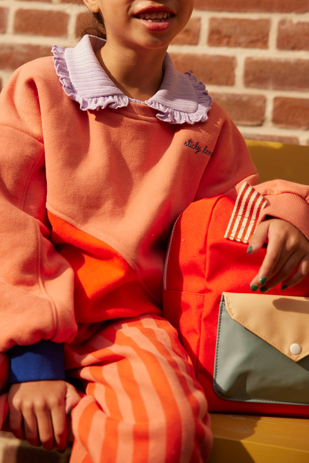 Sweater coral pink & red