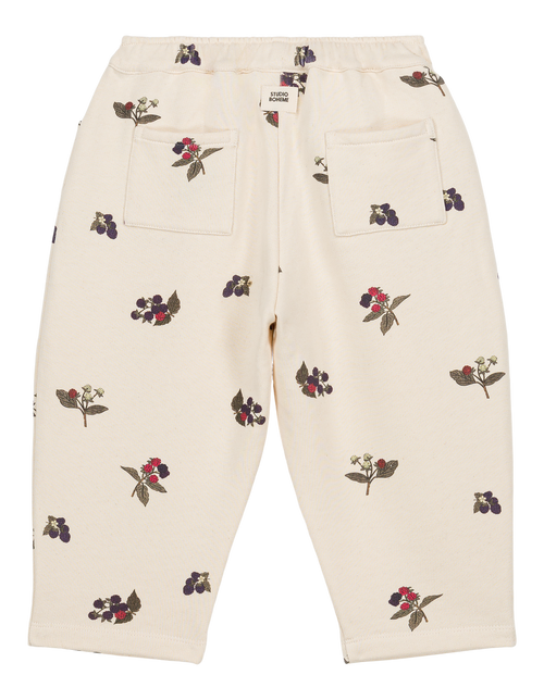 Carrot pants
