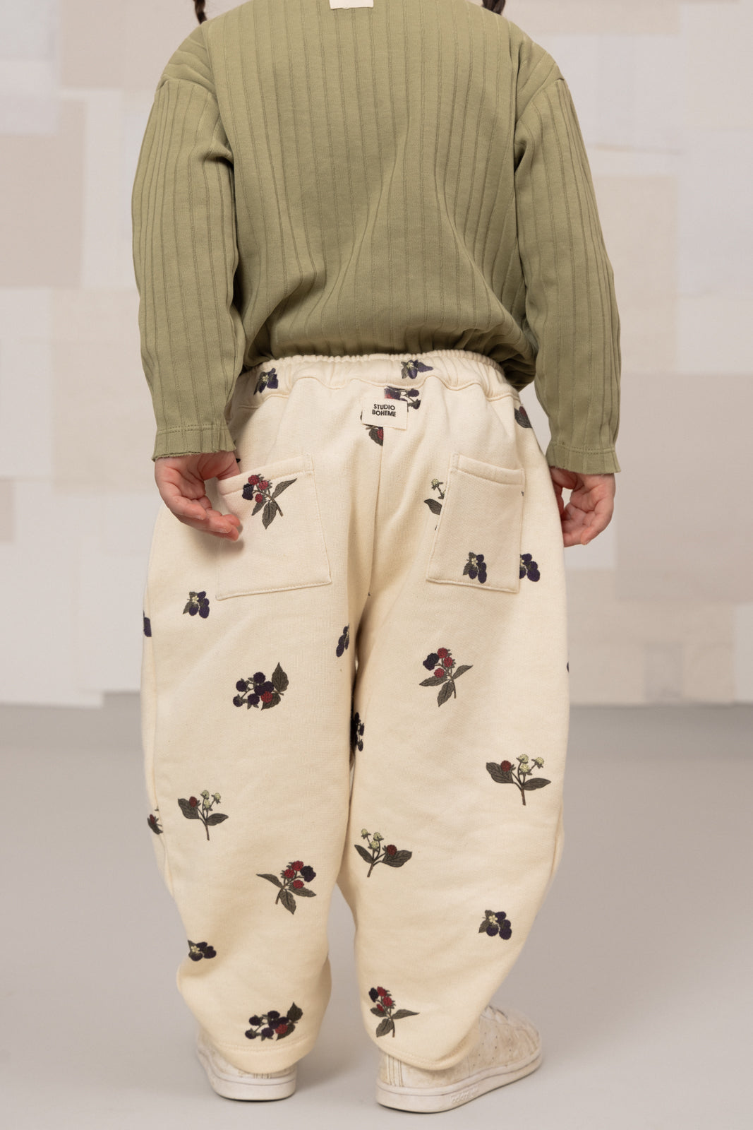 Carrot pants – Iaamm Concept